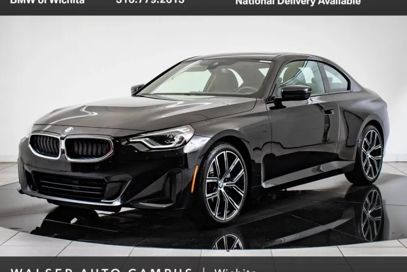 2023 Bmw 230i xDrive photo 1