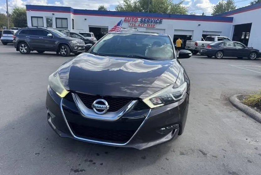 2016 Nissan Maxima SL photo 1