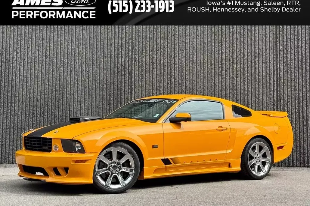 2007 Ford Mustang GT photo 1