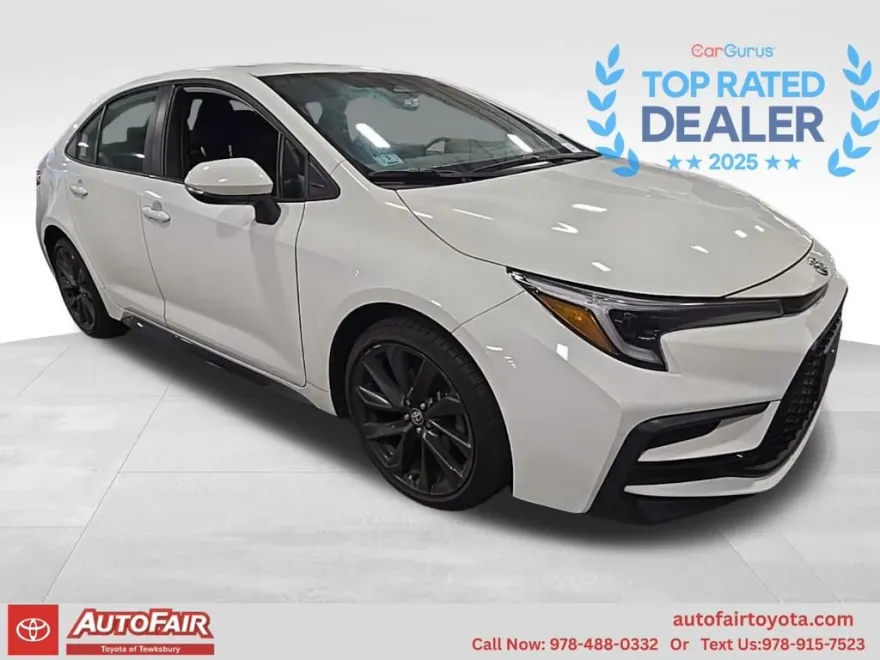 2024 Toyota Corolla SE photo 1