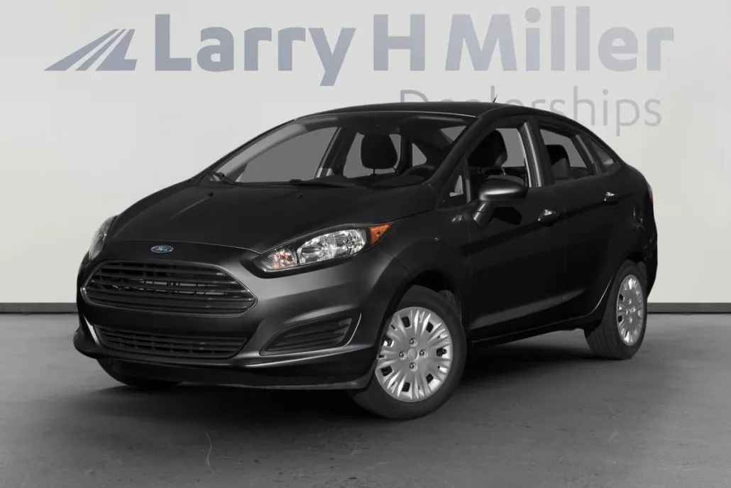 2017 Ford Fiesta SE photo 1