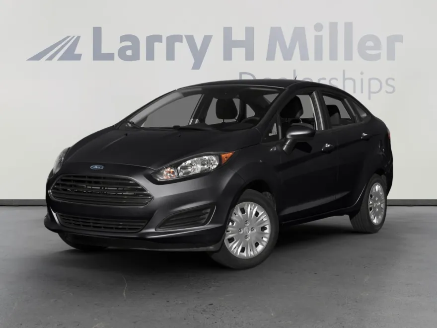 2017 Ford Fiesta SE photo 1