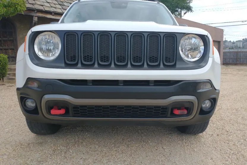 2017 Jeep Renegade Trailhawk photo 1