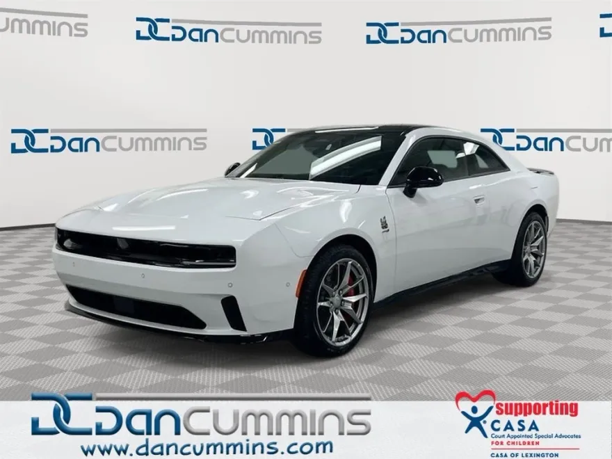 2025 Dodge Charger Daytona Scat Pack AWD photo 1