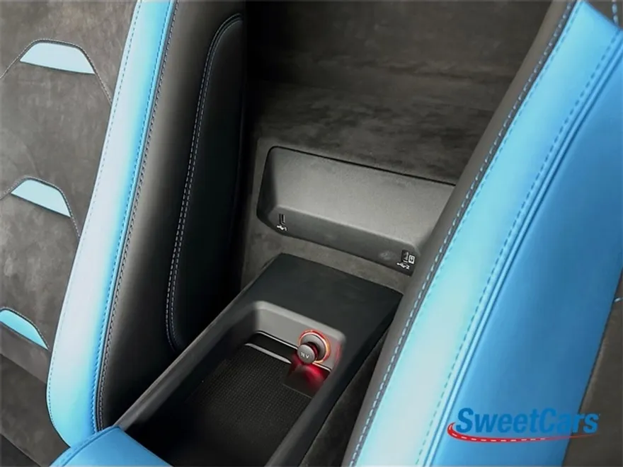 2023 Lamborghini Huracan Tecnica photo 24