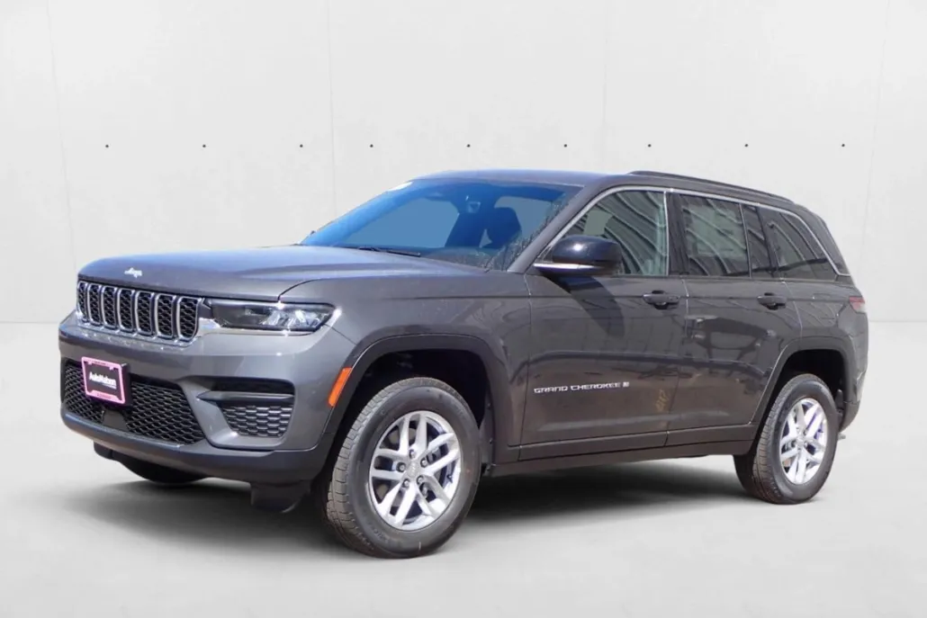 2025 Jeep Grand Cherokee Laredo X photo 1