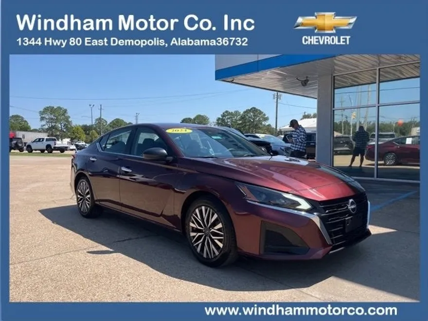 2024 Nissan Altima 2.5 SV photo 1