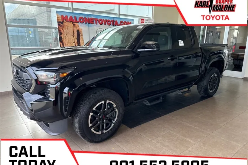 2025 Toyota Tacoma TRD Sport photo 1