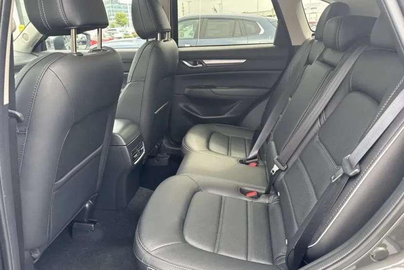 2025 Mazda CX-5 2.5 S Preferred photo 1