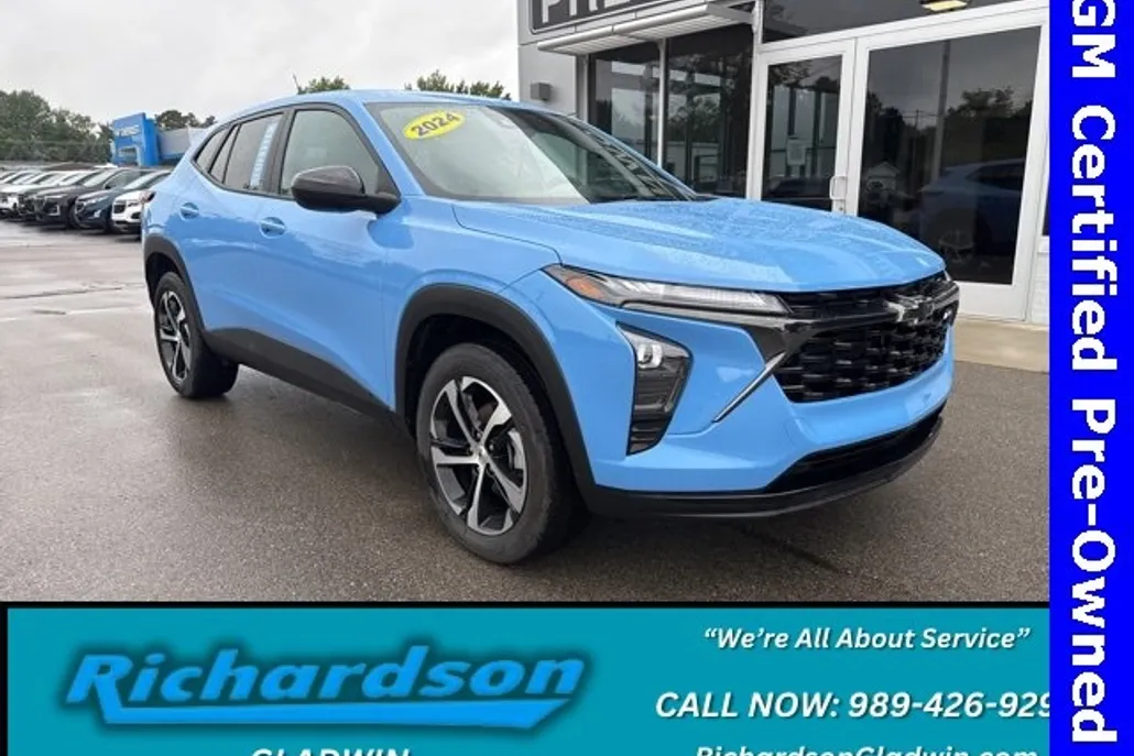 2024 Chevrolet Trax photo 1