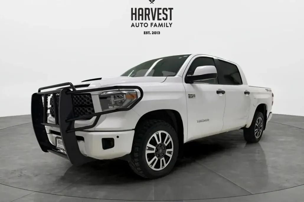 2018 Toyota Tundra SR5 photo 1