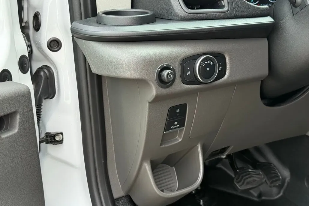 2025 Ford Transit photo 1