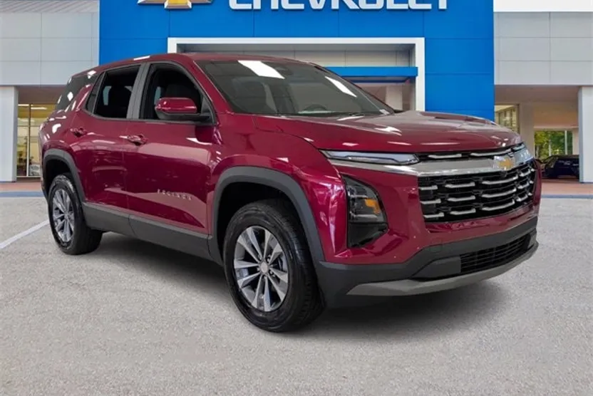 2026 Chevrolet Equinox LT photo 1