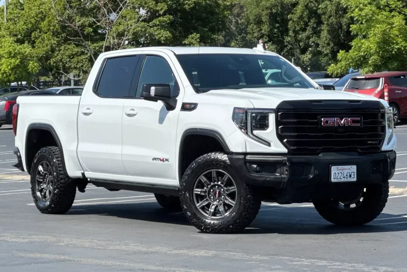 2024 Gmc Sierra 1500 AT4X photo 1