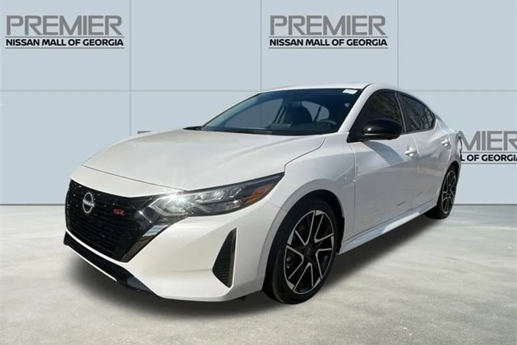 2025 Nissan Sentra SR photo 1