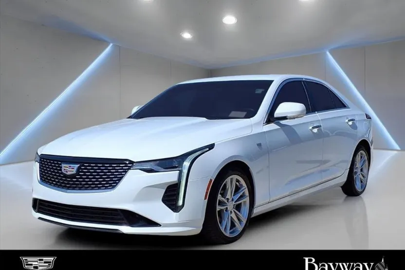 2024 Cadillac CT4 Luxury photo 1