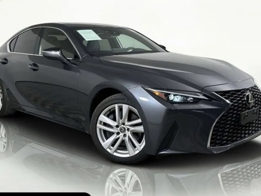 2023 Lexus IS 300 photo 1