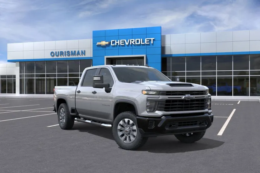 2025 Chevrolet Silverado 2500HD Custom photo 1