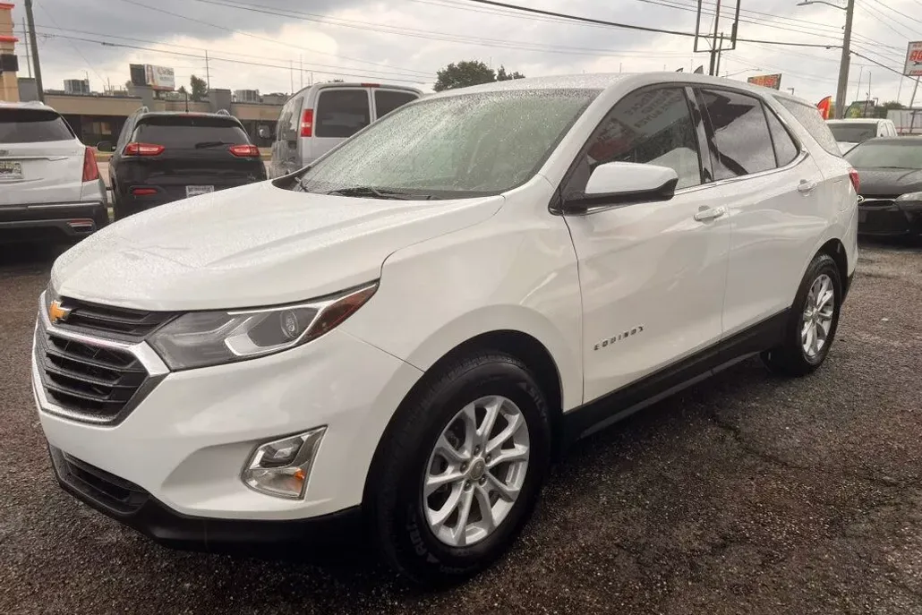 2019 Chevrolet Equinox photo 1