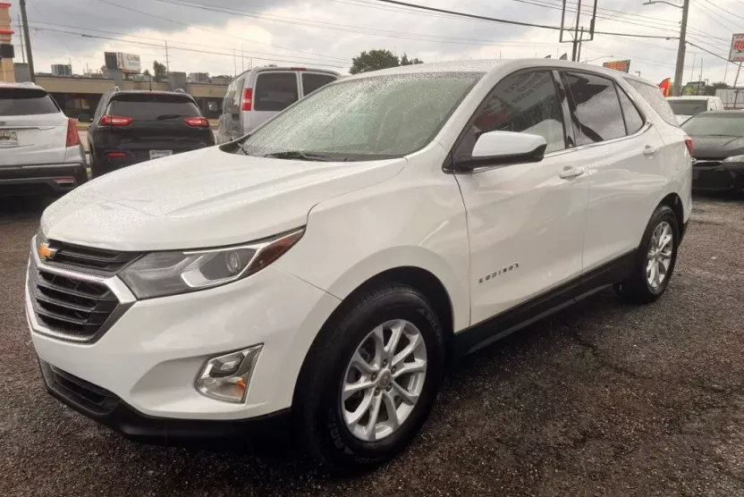 2019 Chevrolet Equinox photo 1