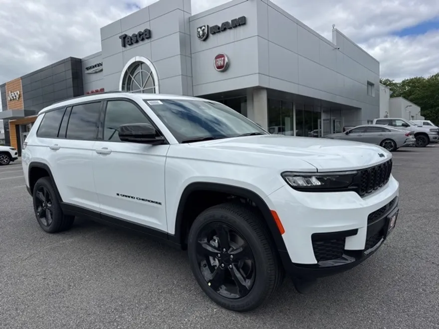 2025 Jeep Grand Cherokee Altitude X photo 1