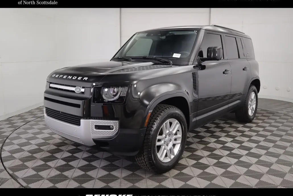 2024 Land Rover Defender 110 S photo 1
