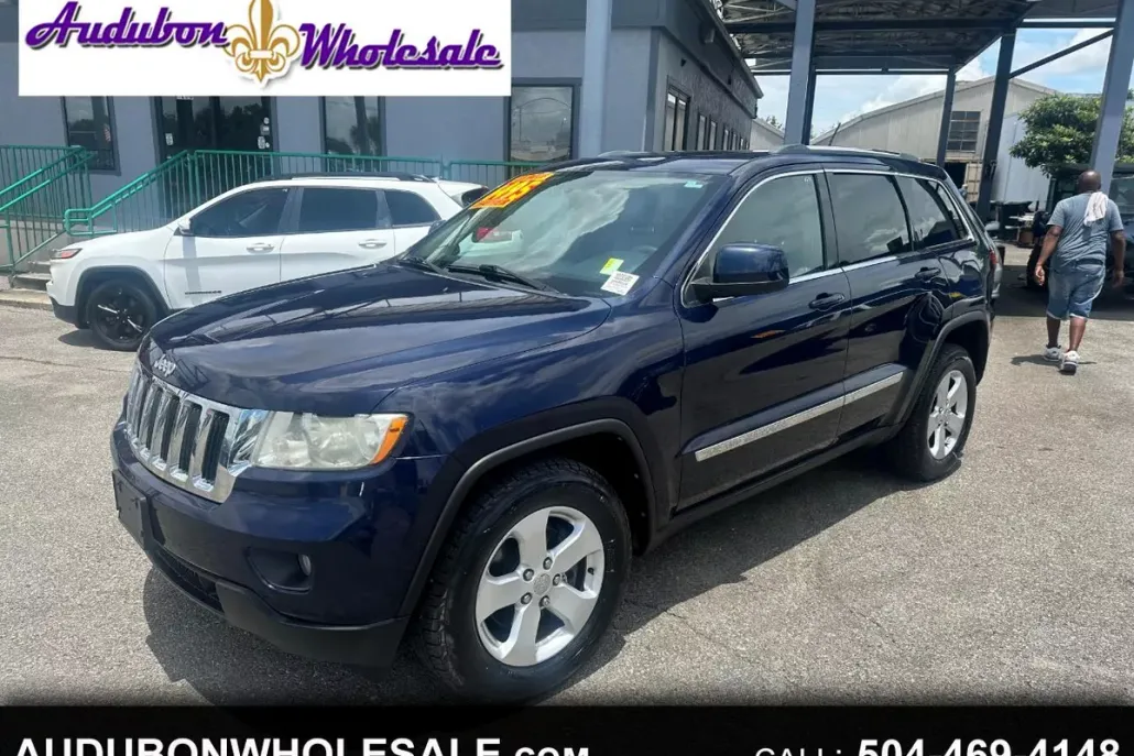 2012 Jeep Grand Cherokee Laredo photo 1