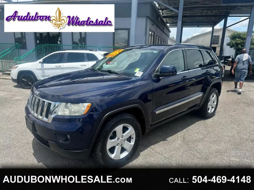 2012 Jeep Grand Cherokee Laredo photo 1