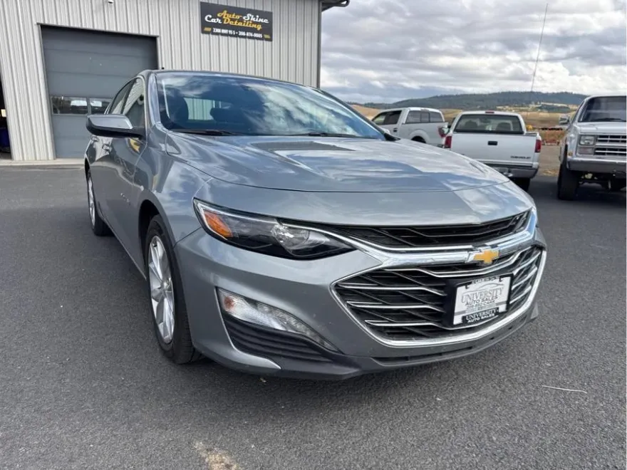 2023 Chevrolet Malibu 1LT photo 1