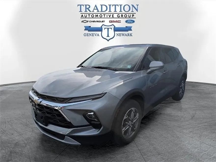 2023 Chevrolet Blazer 2LT photo 1