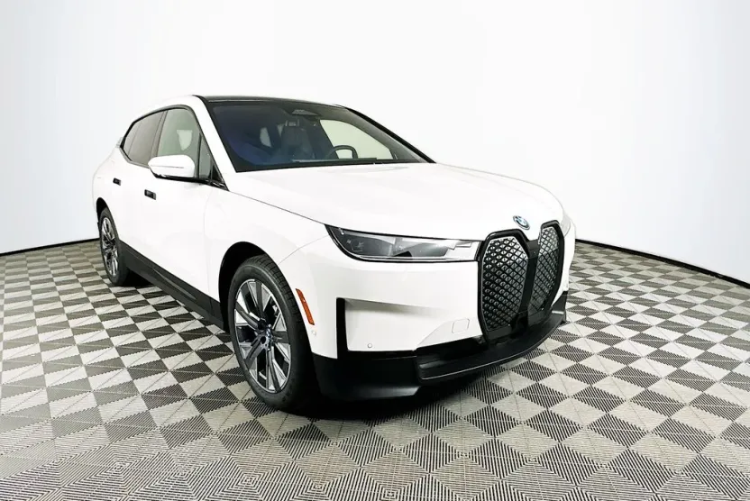 2025 Bmw iX photo 1