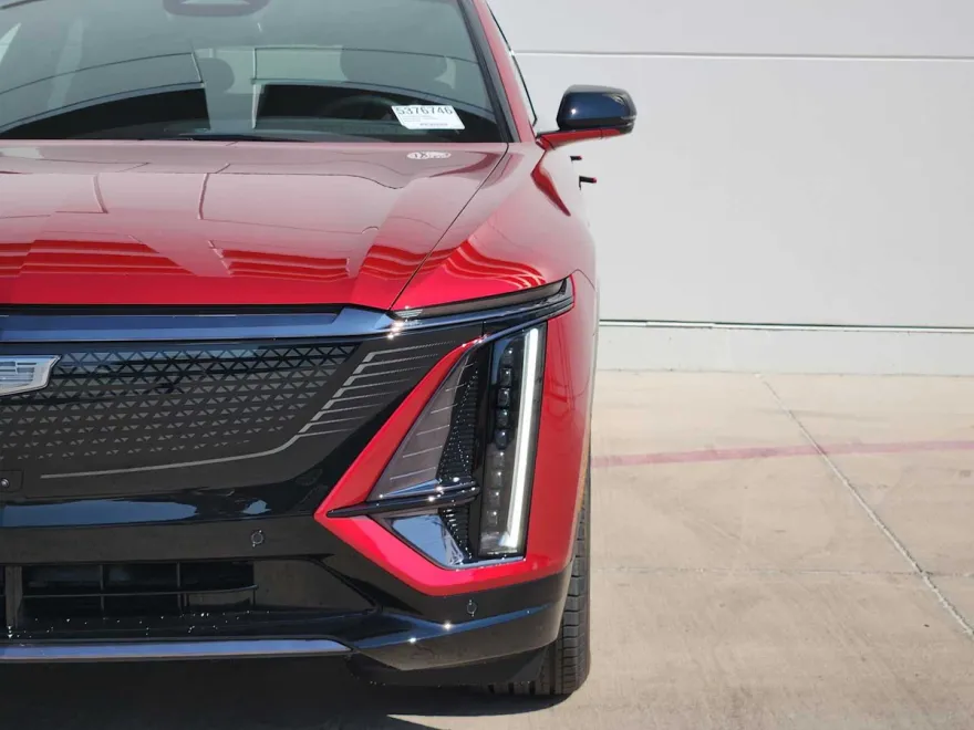 2026 Cadillac Lyriq Sport photo 1