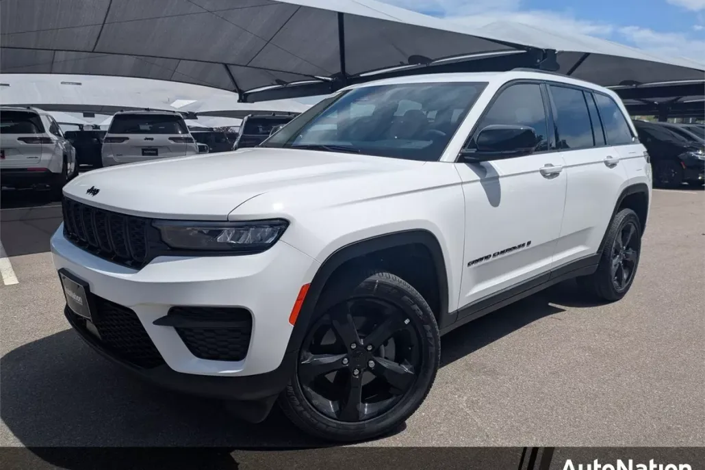 2025 Jeep Grand Cherokee Altitude X photo 1