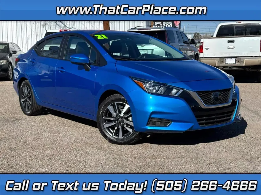 2021 Nissan Versa SV photo 1