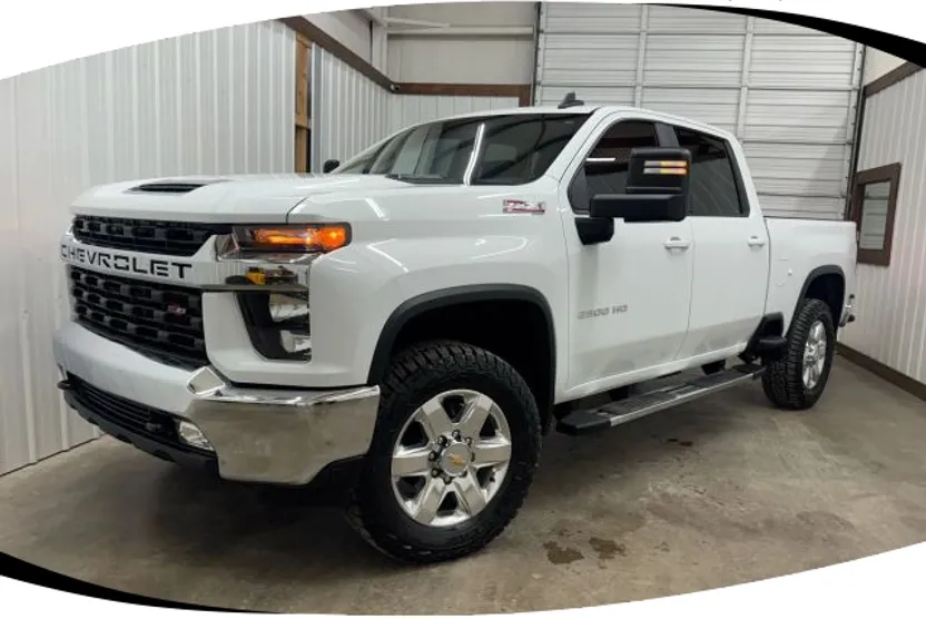 2023 Chevrolet Silverado 2500HD LT photo 1