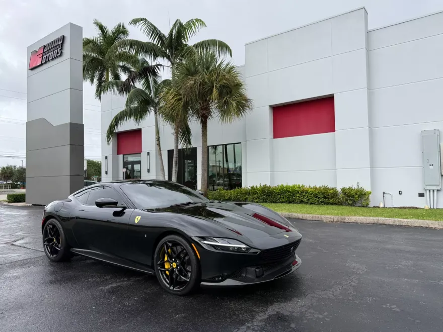 2021 Ferrari Roma Base photo 1