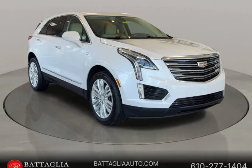 2017 Cadillac XT5 Premium Luxury photo 1