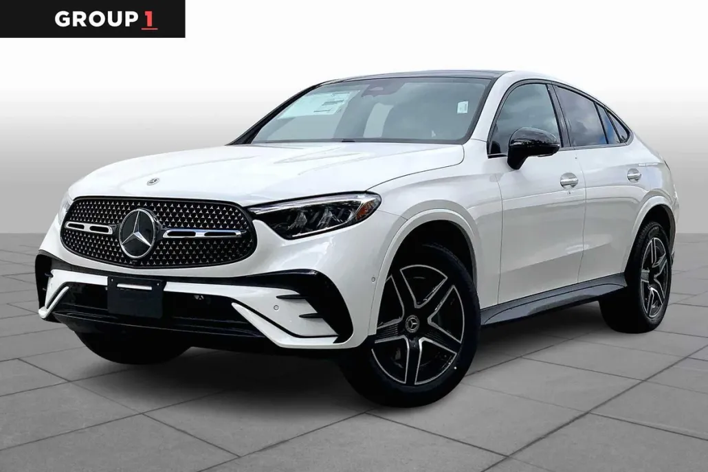 2025 Mercedes Benz GLC 300 4MATIC photo 1