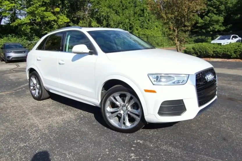 2017 Audi Q3 Premium Plus photo 1