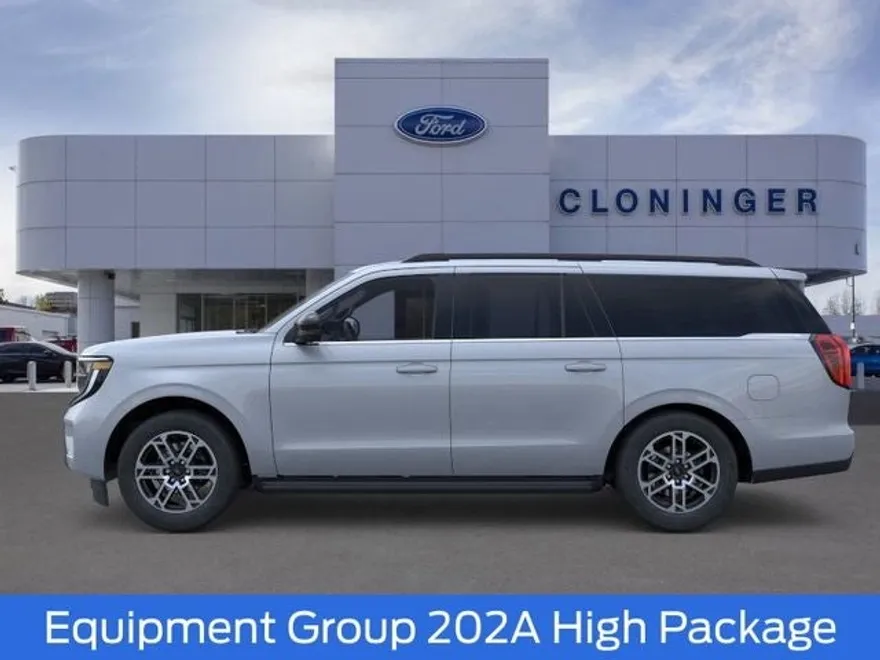 2025 Ford Expedition MAX photo 1