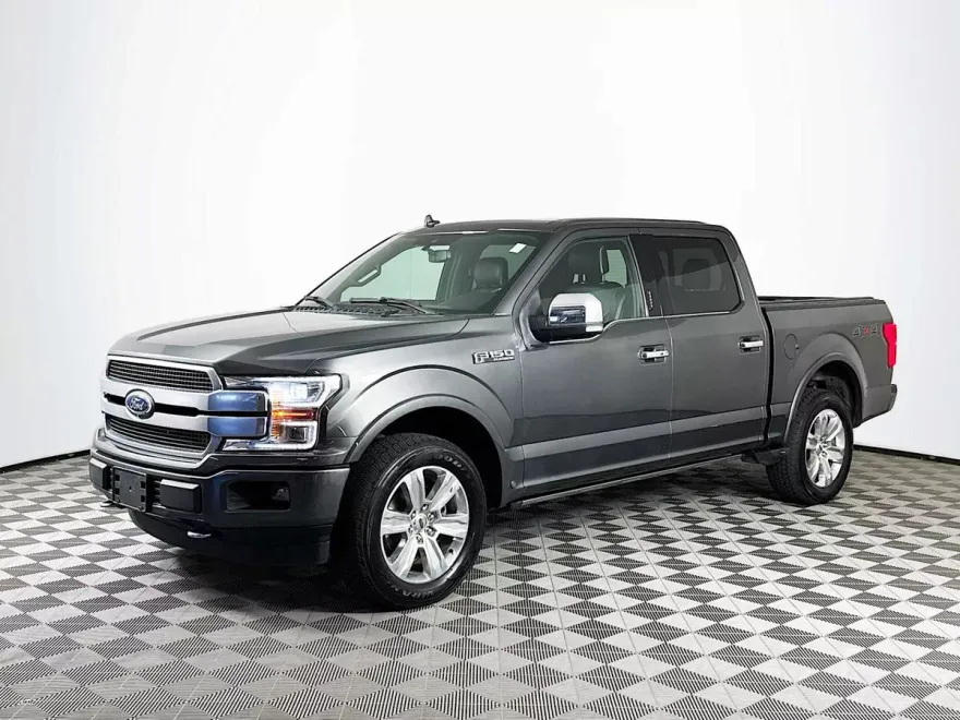2018 Ford F-150 Platinum photo 1