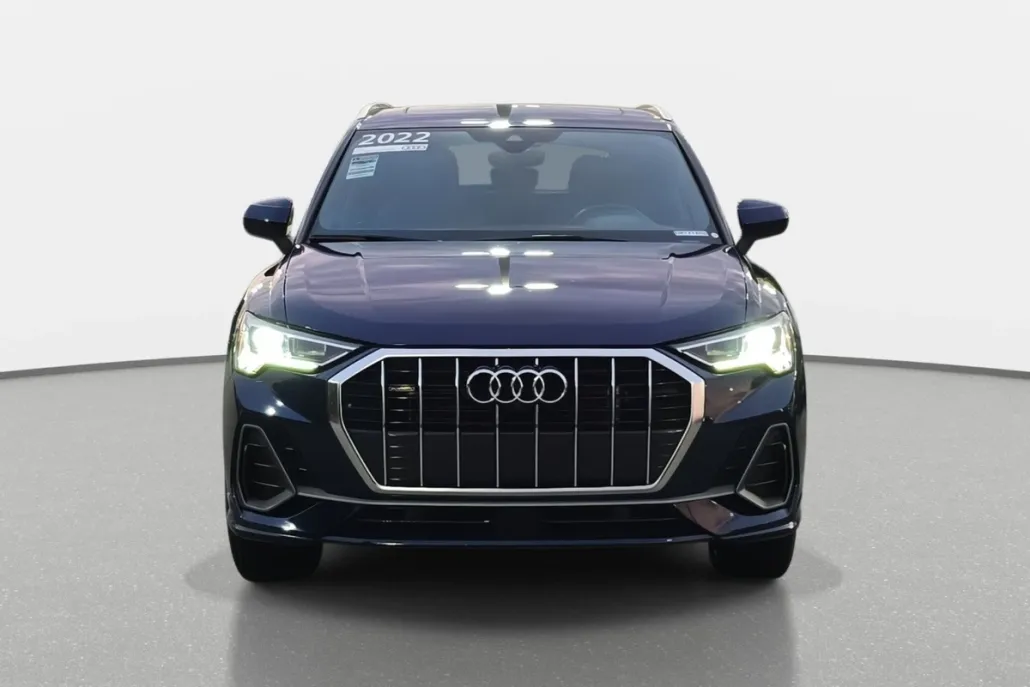 2022 Audi Q3 S line Premium Plus photo 1