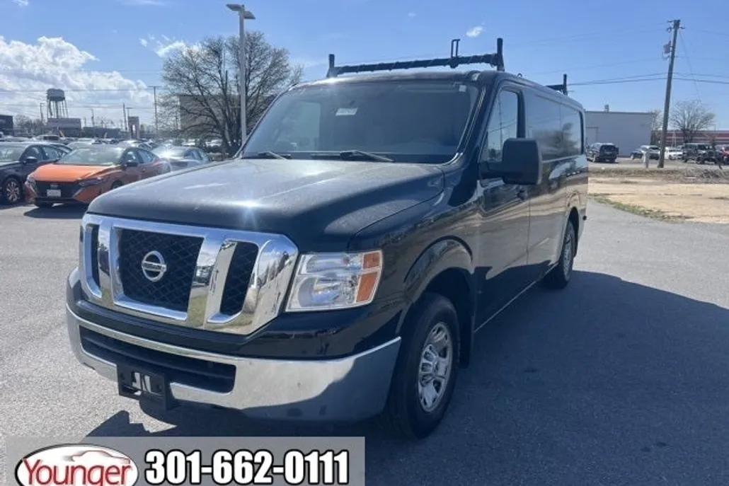 2013 Nissan NV1500 photo 1