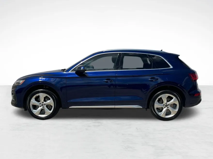 2021 Audi Q5 45 Premium photo 1