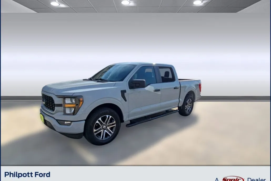 2023 Ford F-150 XL photo 1