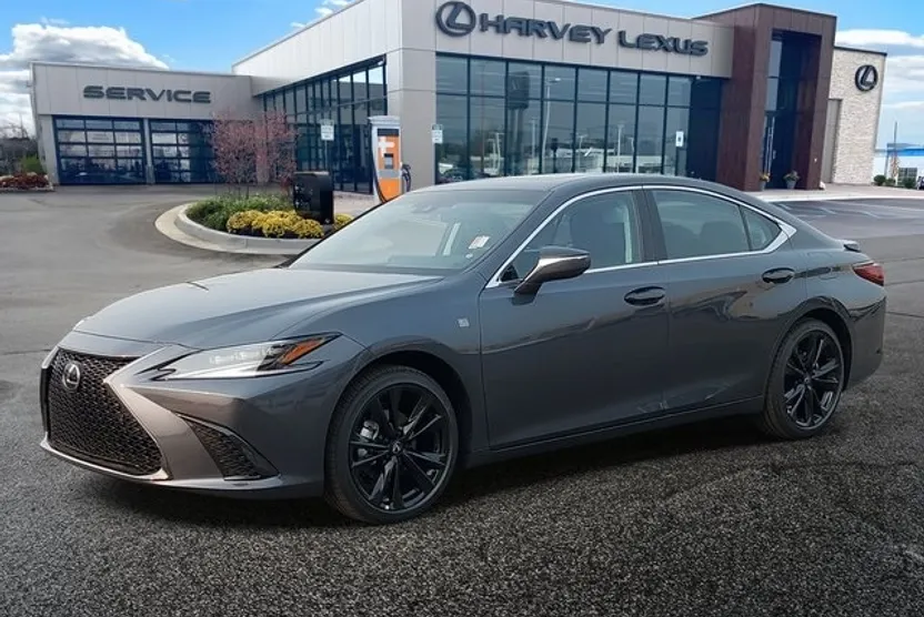 2025 Lexus ES 300h F SPORT Design photo 1