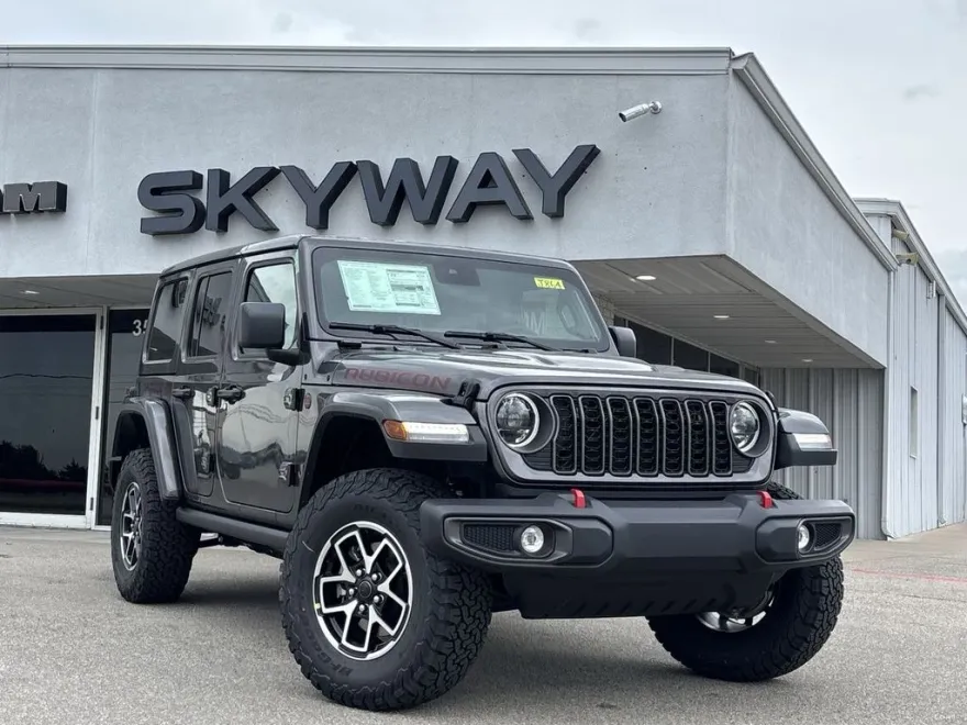 2025 Jeep Wrangler Rubicon photo 1