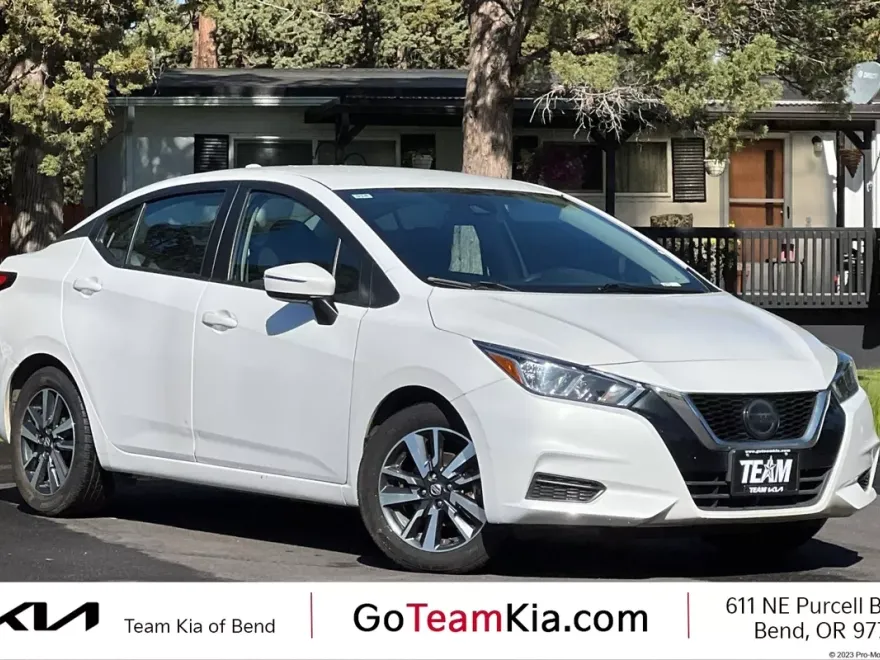 2021 Nissan Versa 1.6 SV photo 1