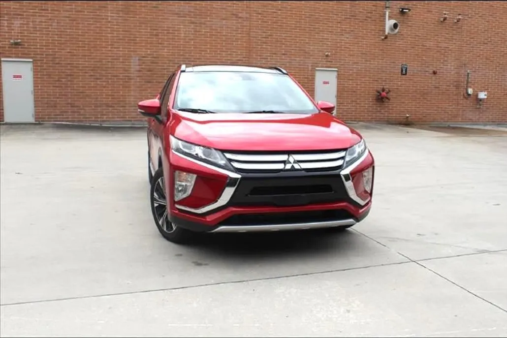 2020 Mitsubishi Eclipse Cross photo 1