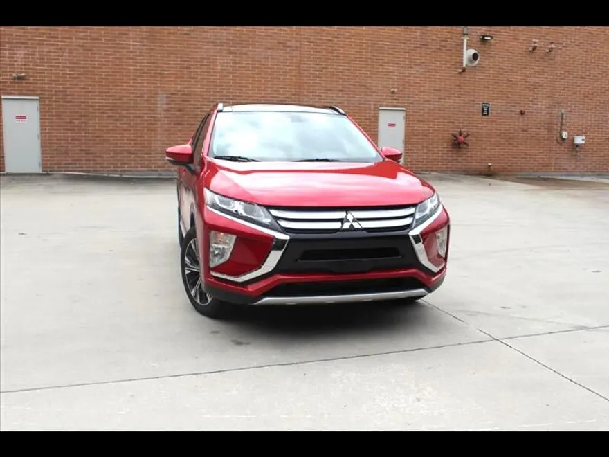 2020 Mitsubishi Eclipse Cross photo 1